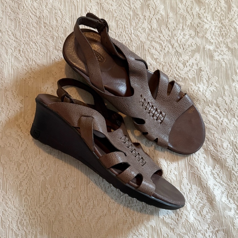 Keen Elizabeth leather wedge sandals